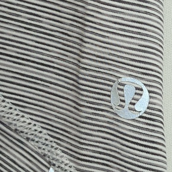 Lululemon Size 4 Run Pace Crop Women's White/Gray Ruched Sides Active Leggings - Picture 6 of 11